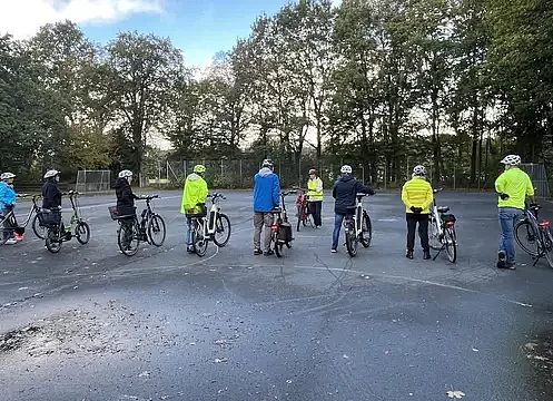 E-Bike-Radfahr-Kurs 1 von zwei Oktober-Kursen 2026: Zuhôren, verstehen, üben, anwenden E-Bike-Radfahr-Kurs 1von 2: Zuhôren, verstehen, üben, anwenden